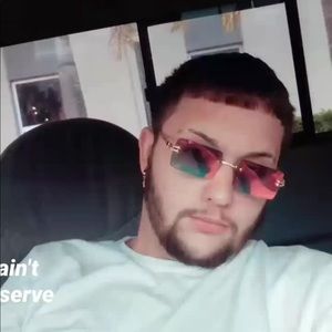 Meet your Posher, Jose